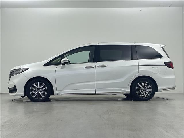 オデッセイ アブソルート　純正１０インチナビ　ホンダセンシング　全方位カメラ　レーダークルーズコントロール　両側パワースライドドア　シーケンシャルウィンカー　ハーフレザーシート　レーンキープアシスト　純正アルミホイール（31枚目）