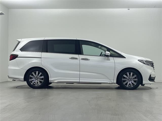 オデッセイ アブソルート　純正１０インチナビ　ホンダセンシング　全方位カメラ　レーダークルーズコントロール　両側パワースライドドア　シーケンシャルウィンカー　ハーフレザーシート　レーンキープアシスト　純正アルミホイール（35枚目）