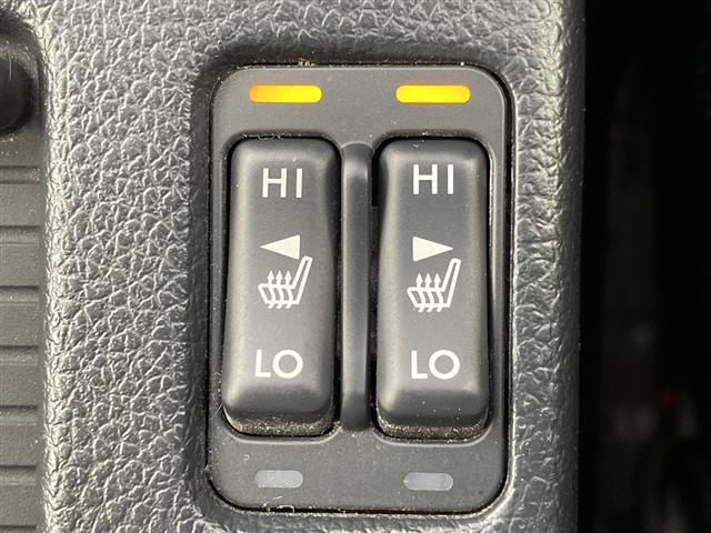 レヴォーグ １．６ＧＴアイサイト　Ｓスタイル　社外ＳＤナビ　フルセグ　ＢＴ　ＵＳＢ　ＤＶＤアイサイト　アドバンスドセイフティパッケージ　サイドビューモニターアイサイトアシストモニタ　プリクラッシュブレーキアクティブレーンキープ　ハイビームアシスト（10枚目）