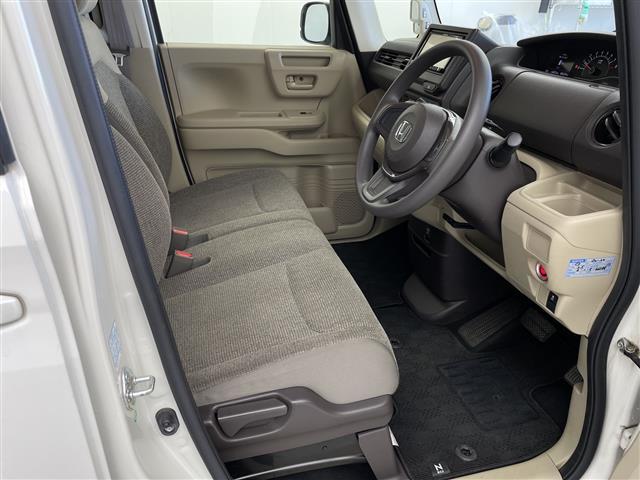 N-BOX G 社外7型SDナビ フルセグTV Bluetooth DVD ハンズフリースライドドア サイドバイザー 純正フロアマット 横滑り防止装置 HIDライト スマートキー プッシュスタート(19枚目)