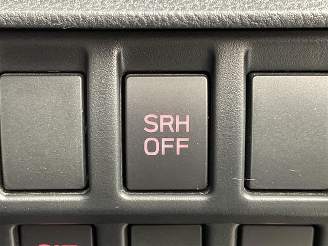 フォレスター アドバンス　４ＷＤ　純正８型ナビ　バックカメラ　サイドカメラ　シートヒーター　ステアリングヒーター　社外ＥＴＣ　純正前方ドラレコ　ＢＳＭ　アイサイト　ＳＲＨ　ＬＥＤヘッドライト　パワーシート　ルーフレール（8枚目）