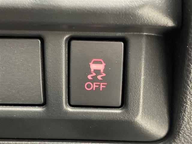 フォレスター アドバンス　４ＷＤ　純正８型ナビ　バックカメラ　サイドカメラ　シートヒーター　ステアリングヒーター　社外ＥＴＣ　純正前方ドラレコ　ＢＳＭ　アイサイト　ＳＲＨ　ＬＥＤヘッドライト　パワーシート　ルーフレール（10枚目）