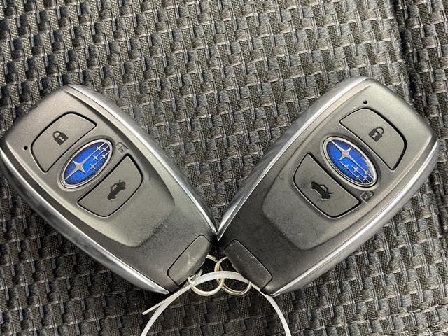 フォレスター アドバンス　４ＷＤ　純正８型ナビ　バックカメラ　サイドカメラ　シートヒーター　ステアリングヒーター　社外ＥＴＣ　純正前方ドラレコ　ＢＳＭ　アイサイト　ＳＲＨ　ＬＥＤヘッドライト　パワーシート　ルーフレール（21枚目）