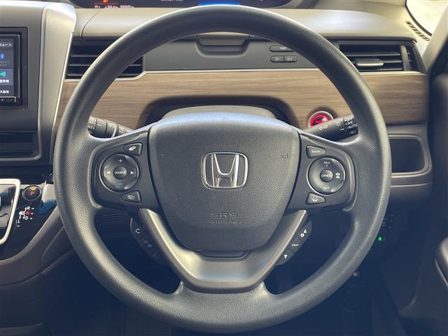 フリード+ハイブリッド ハイブリッドG・ホンダセンシング SDナビ CD DVD Bluetooth USB SD フルセグ バックモニター 両側パワースライドドア 衝突軽減ブレーキ 路外逸脱抑制機能 アダプティブクルーズコントロール パーキングセンサー(11枚目)