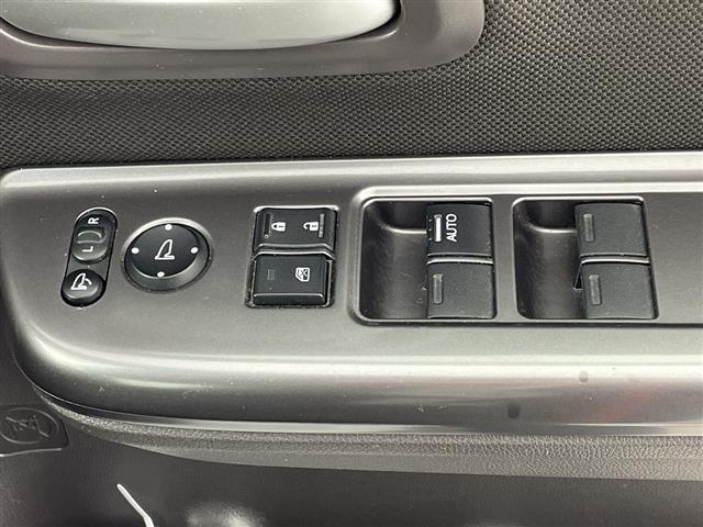 フリード+ハイブリッド ハイブリッドG・ホンダセンシング SDナビ CD DVD Bluetooth USB SD フルセグ バックモニター 両側パワースライドドア 衝突軽減ブレーキ 路外逸脱抑制機能 アダプティブクルーズコントロール パーキングセンサー(17枚目)