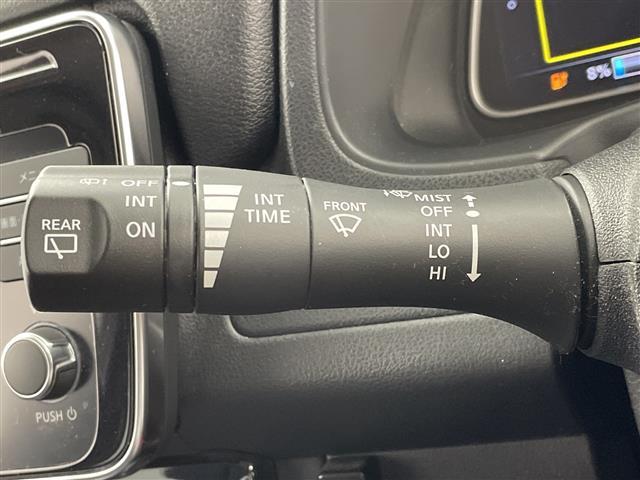 リーフ X 10万台記念車 プロパイロット 純正ナビ AM FM CD BT USB フルセグ AUX バックカメラ 純正ドライブレコーダービルトインETC ブラインドスポットモニター ステアリングヒーター 全席シートヒーター(15枚目)