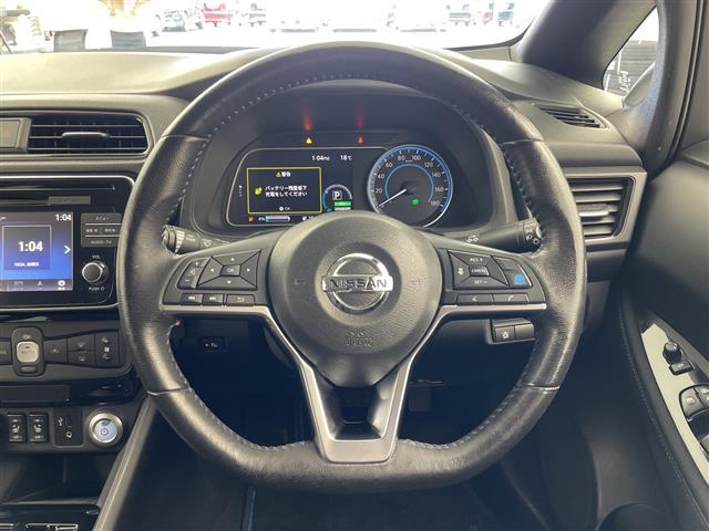 リーフ X 10万台記念車 プロパイロット 純正ナビ AM FM CD BT USB フルセグ AUX バックカメラ 純正ドライブレコーダービルトインETC ブラインドスポットモニター ステアリングヒーター 全席シートヒーター(18枚目)