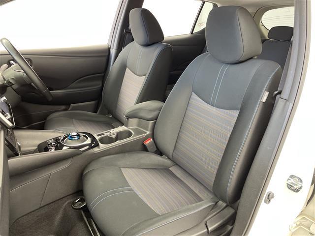 リーフ X 10万台記念車 プロパイロット 純正ナビ AM FM CD BT USB フルセグ AUX バックカメラ 純正ドライブレコーダービルトインETC ブラインドスポットモニター ステアリングヒーター 全席シートヒーター(26枚目)
