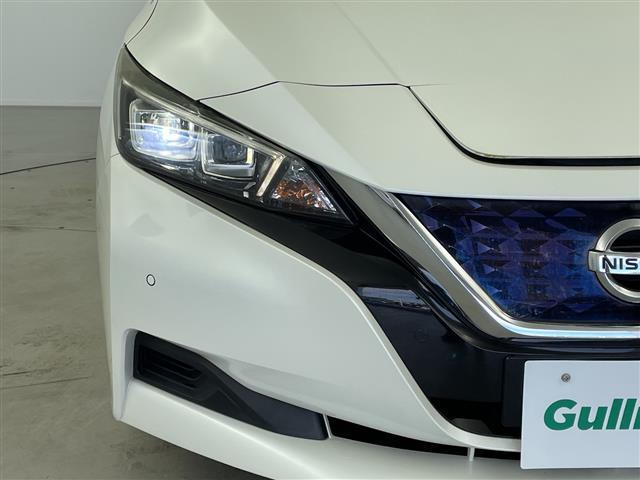 リーフ X 10万台記念車 プロパイロット 純正ナビ AM FM CD BT USB フルセグ AUX バックカメラ 純正ドライブレコーダービルトインETC ブラインドスポットモニター ステアリングヒーター 全席シートヒーター(37枚目)