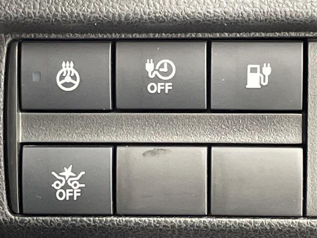 リーフ X 純正ナビ Bluetooth USB HDMI フルセグTV バックカメラ 衝突軽減ブレーキ 車線逸脱警報 道路標識表示 コーナーセンサー シートヒーター ステアリングヒーター ビルトインETC(5枚目)