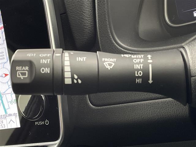リーフ X 純正ナビ Bluetooth USB HDMI フルセグTV バックカメラ 衝突軽減ブレーキ 車線逸脱警報 道路標識表示 コーナーセンサー シートヒーター ステアリングヒーター ビルトインETC(16枚目)