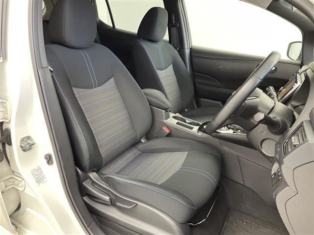 リーフ X 純正ナビ Bluetooth USB HDMI フルセグTV バックカメラ 衝突軽減ブレーキ 車線逸脱警報 道路標識表示 コーナーセンサー シートヒーター ステアリングヒーター ビルトインETC(21枚目)