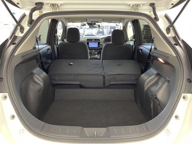 リーフ X 純正ナビ Bluetooth USB HDMI フルセグTV バックカメラ 衝突軽減ブレーキ 車線逸脱警報 道路標識表示 コーナーセンサー シートヒーター ステアリングヒーター ビルトインETC(28枚目)