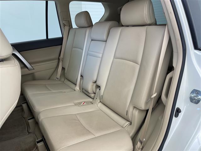 ランドクルーザープラド TX Lパッケージ マットブラックエディション サンルーフ ルーフレール 本革シート ベージュ トヨタセーフティセンス 前席シートヒーター エアシート 防眩インナーミラー 前後ドライブレコーダー ステアリングスイッチ スマートキー ビルトインETC(27枚目)