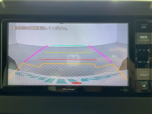 ジムニー ＸＣ　純正ナビ　フルセグＴＶ　ＢＴ　ＣＤ　ＤＶＤ　ＬＥＤヘッドライト　オートライト　オートマチックハイビーム　背面タイヤ　クルーズコントロール　衝突軽減ブレーキ　レーンキープアシスト　横滑り防止　４ＷＤ（4枚目）