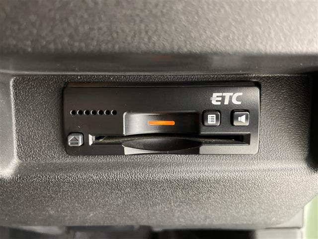 ジムニー ＸＣ　純正ナビ　フルセグＴＶ　ＢＴ　ＣＤ　ＤＶＤ　ＬＥＤヘッドライト　オートライト　オートマチックハイビーム　背面タイヤ　クルーズコントロール　衝突軽減ブレーキ　レーンキープアシスト　横滑り防止　４ＷＤ（19枚目）