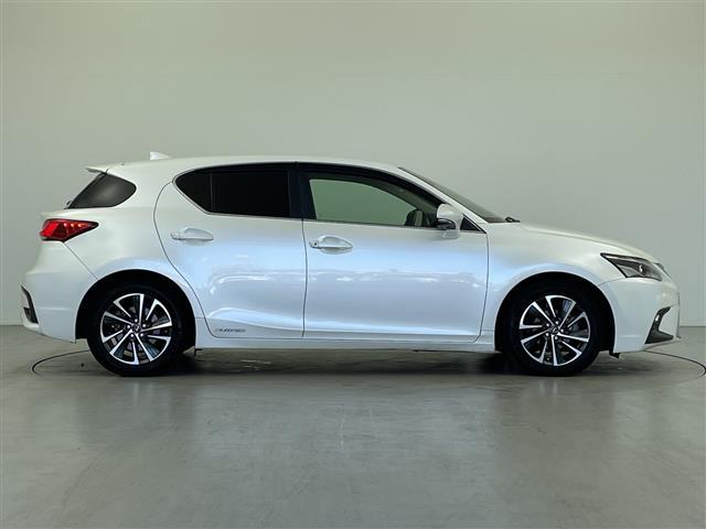 ＣＴ ＣＴ２００ｈ　バージョンＣ　１０．９インチ純正ナビ　ＣＤ　ＤＶＤ　ＢＴ　ＵＳＢ　ブルーレイ　フルセグ　ＡＵＸ　ＳＤ　バックカメラ　クリアランスソナー　ハーフレザーシート　シートヒーター　パワーシート　ポディションメモリ（35枚目）