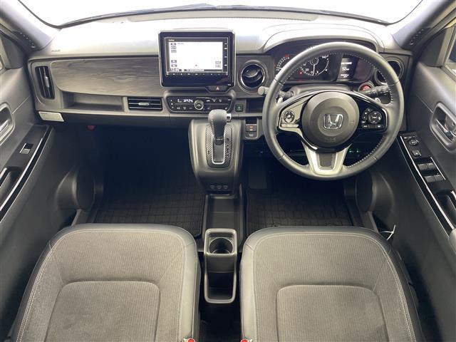 Ｎ－ＯＮＥ プレミアム　ツアラー　純正ナビ　バックカメラ　衝突軽減ブレーキ　レーンキープアシスト　レーダークルーズコントロール　ハーフレザーシート　コーナーセンサー　ＬＥＤヘッドライト　ドライブレコーダー　純正アルミホイール　ＥＴＣ（6枚目）