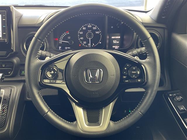 Ｎ－ＯＮＥ プレミアム　ツアラー　純正ナビ　バックカメラ　衝突軽減ブレーキ　レーンキープアシスト　レーダークルーズコントロール　ハーフレザーシート　コーナーセンサー　ＬＥＤヘッドライト　ドライブレコーダー　純正アルミホイール　ＥＴＣ（7枚目）