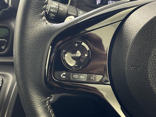 Ｎ－ＯＮＥ プレミアム　ツアラー　純正ナビ　バックカメラ　衝突軽減ブレーキ　レーンキープアシスト　レーダークルーズコントロール　ハーフレザーシート　コーナーセンサー　ＬＥＤヘッドライト　ドライブレコーダー　純正アルミホイール　ＥＴＣ（8枚目）