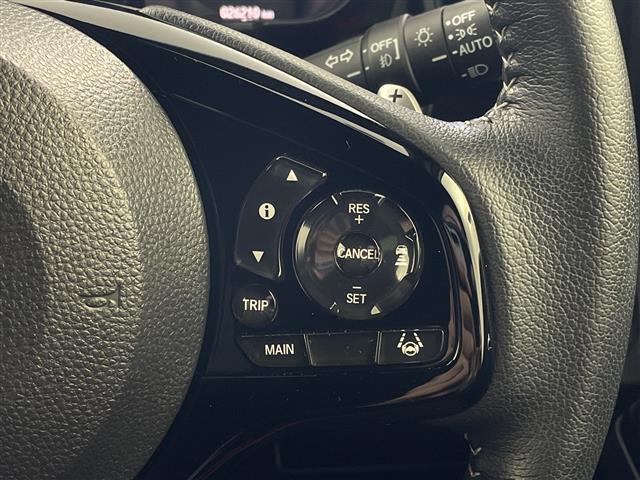 Ｎ－ＯＮＥ プレミアム　ツアラー　純正ナビ　バックカメラ　衝突軽減ブレーキ　レーンキープアシスト　レーダークルーズコントロール　ハーフレザーシート　コーナーセンサー　ＬＥＤヘッドライト　ドライブレコーダー　純正アルミホイール　ＥＴＣ（9枚目）