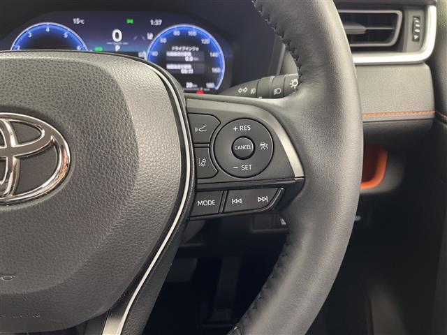 ＲＡＶ４ アドベンチャー　純正１０．５インチディスプレイオーディオ　デジタルインナーミラー　ブラインドスポットモニター　プリクラッシュセーフティ　レーダークルーズコントロール　ベンチレーション　純正１９インチＡＷ　ＥＴＣ（8枚目）