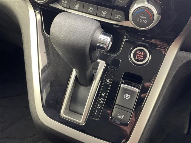 セレナ ハイウェイスター Vセレクション プロパイロット ALPINEナビ ALPINEフリップダウンモニター アラウンドビューモニター パーキングアシスト デジタルインナーミラー 衝突軽減ブレーキ ドライブレコーダー LEDヘッドライト(13枚目)