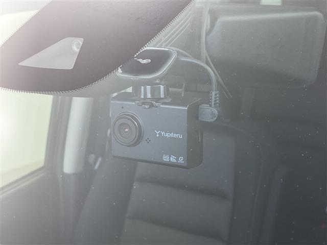 セレナ ハイウェイスター Vセレクション プロパイロット ALPINEナビ ALPINEフリップダウンモニター アラウンドビューモニター パーキングアシスト デジタルインナーミラー 衝突軽減ブレーキ ドライブレコーダー LEDヘッドライト(19枚目)