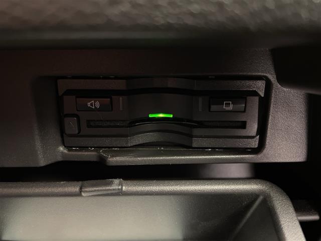 セレナ ハイウェイスター Vセレクション プロパイロット ALPINEナビ ALPINEフリップダウンモニター アラウンドビューモニター パーキングアシスト デジタルインナーミラー 衝突軽減ブレーキ ドライブレコーダー LEDヘッドライト(20枚目)