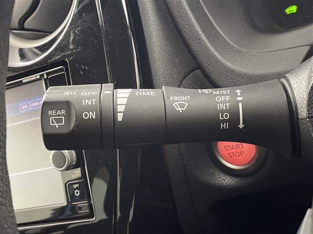 ノート ｅ－パワー　Ｘ　純正ナビ　アラウンドビューモニター　エマージェンシーブレーキ　レーンキープアシスト　コーナーセンサーデジタルインナーミラー　ＬＥＤヘッドライト　ドライブレコーダー　ＥＴＣ　純正フロアマット　ドアバイザ（8枚目）