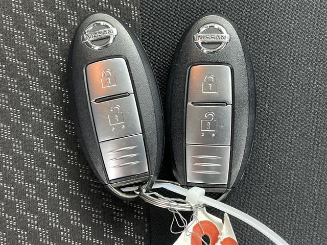 ノート ｅ－パワー　Ｘ　純正ナビ　アラウンドビューモニター　エマージェンシーブレーキ　レーンキープアシスト　コーナーセンサーデジタルインナーミラー　ＬＥＤヘッドライト　ドライブレコーダー　ＥＴＣ　純正フロアマット　ドアバイザ（15枚目）