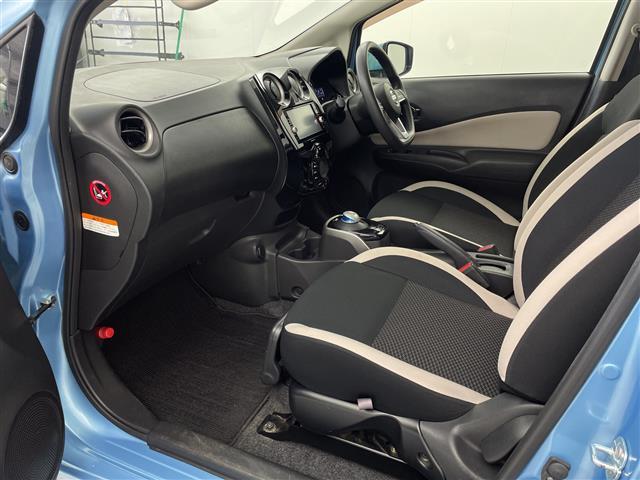 ノート ｅ－パワー　Ｘ　純正ナビ　アラウンドビューモニター　エマージェンシーブレーキ　レーンキープアシスト　コーナーセンサーデジタルインナーミラー　ＬＥＤヘッドライト　ドライブレコーダー　ＥＴＣ　純正フロアマット　ドアバイザ（24枚目）