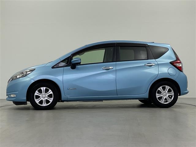 ノート ｅ－パワー　Ｘ　純正ナビ　アラウンドビューモニター　エマージェンシーブレーキ　レーンキープアシスト　コーナーセンサーデジタルインナーミラー　ＬＥＤヘッドライト　ドライブレコーダー　ＥＴＣ　純正フロアマット　ドアバイザ（32枚目）