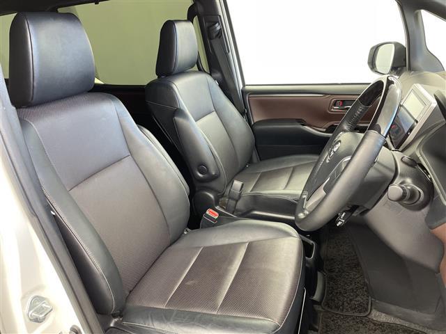 エスクァイア Gi 純正10型ナビ フルセグ Bluetooth USB CD DVD HDMI バックカメラ 純正フリップダウンモニター 両側パワースライドドア シートヒーター クルーズコントロール ドライブレコーダー(20枚目)