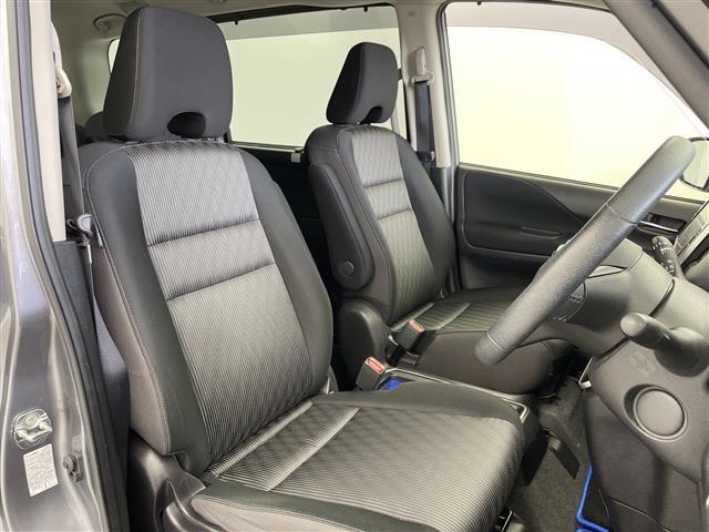 セレナ ｅ－パワー　ハイウェイスターＶ　プロパイロット　デジタルインナーミラー　純正ＳＤナビ　フルセグ　ＢＴ　ＤＶＤ　アラウンドビューモニター　ビルトインＥＴＣ　車線逸脱警報　車線逸脱防止支援　後側方車両検知警報　後側方衝突防止支援（21枚目）