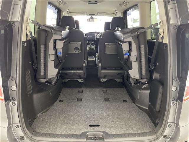 セレナ ｅ－パワー　ハイウェイスターＶ　プロパイロット　デジタルインナーミラー　純正ＳＤナビ　フルセグ　ＢＴ　ＤＶＤ　アラウンドビューモニター　ビルトインＥＴＣ　車線逸脱警報　車線逸脱防止支援　後側方車両検知警報　後側方衝突防止支援（30枚目）