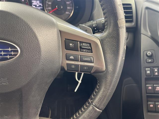 フォレスター 2.0i-L アイサイト 純正ナビ CD DVD USB VTR SD フルセグTV バックカメラ 衝突軽減ブレーキ レーンキープアシスト レーダークルーズコントロール 純正ドライブレコーダー ETC 革巻きステアリング(7枚目)