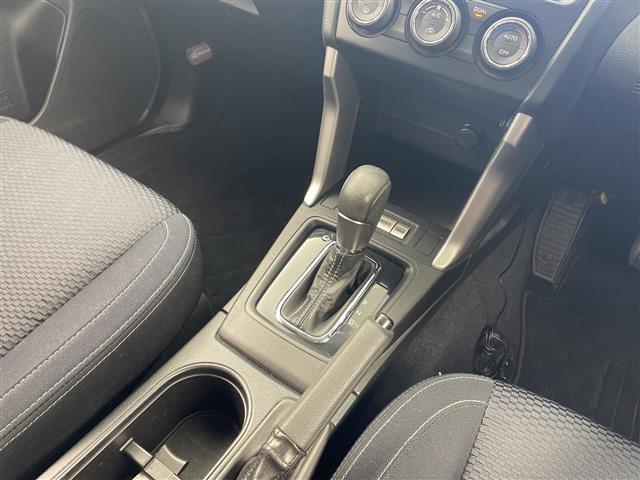 フォレスター 2.0i-L アイサイト 純正ナビ CD DVD USB VTR SD フルセグTV バックカメラ 衝突軽減ブレーキ レーンキープアシスト レーダークルーズコントロール 純正ドライブレコーダー ETC 革巻きステアリング(11枚目)