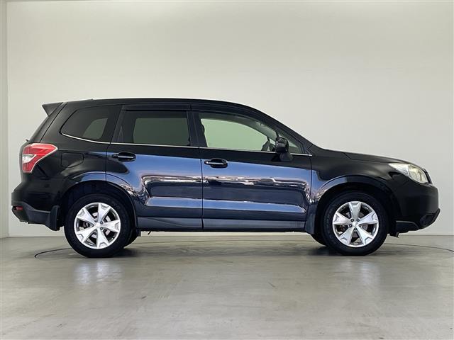 フォレスター 2.0i-L アイサイト 純正ナビ CD DVD USB VTR SD フルセグTV バックカメラ 衝突軽減ブレーキ レーンキープアシスト レーダークルーズコントロール 純正ドライブレコーダー ETC 革巻きステアリング(31枚目)