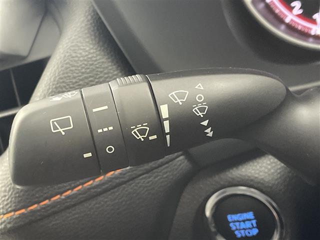 RAV4 アドベンチャー 純正9インチSDナビ CD DVD Bluetooth フルセグTV バックカメラ ビルトインETC2.0 トヨタセーフティセンス プリクラッシュセーフティシステム レーントレーシングアシスト(18枚目)