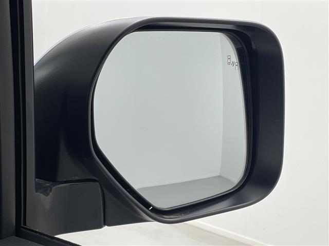 デリカD:5 P 純正10.1型ナビ CD DVD USB フルセグ 全方位カメラ オートステップ両側パワースライドドア 前席シートヒーター パワーバックドア ブラインドスポットモニター ステアリングヒーター(18枚目)