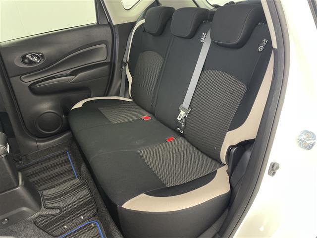 ノート e-パワー X 純正SDナビ CD DVD Bluetooth フルセグTV アラウンドビューモニター デジタルインナーミラー エマージェンシーブレーキ レーンキープアシスト ステアリングリモコン 純正フロアマット(25枚目)