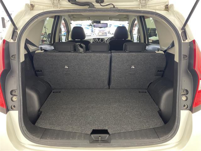 ノート e-パワー X 純正SDナビ CD DVD Bluetooth フルセグTV アラウンドビューモニター デジタルインナーミラー エマージェンシーブレーキ レーンキープアシスト ステアリングリモコン 純正フロアマット(27枚目)