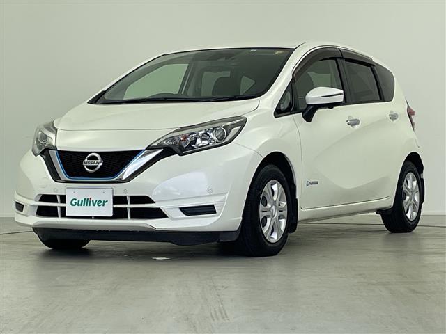 ノート e-パワー X 純正SDナビ CD DVD Bluetooth フルセグTV アラウンドビューモニター デジタルインナーミラー エマージェンシーブレーキ レーンキープアシスト ステアリングリモコン 純正フロアマット(30枚目)