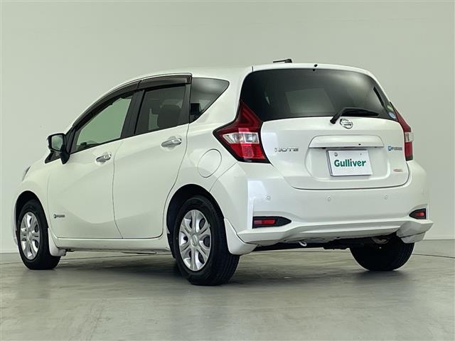 ノート e-パワー X 純正SDナビ CD DVD Bluetooth フルセグTV アラウンドビューモニター デジタルインナーミラー エマージェンシーブレーキ レーンキープアシスト ステアリングリモコン 純正フロアマット(41枚目)