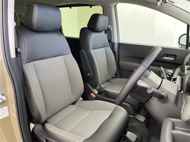 フリード e:HEVクロスター 先行車発進お知らせ機能 歩行者事故低減ステアリング 路外逸脱抑制機能 標識認識機能 渋滞追従機能付アダプティブクルーズコントロール 車線維持支援システム トラフィックジャムアシスト クロスター専用AW(16枚目)