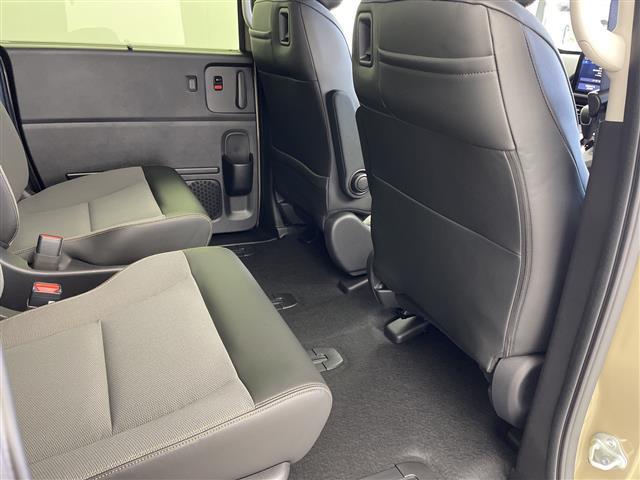 フリード e:HEVクロスター 先行車発進お知らせ機能 歩行者事故低減ステアリング 路外逸脱抑制機能 標識認識機能 渋滞追従機能付アダプティブクルーズコントロール 車線維持支援システム トラフィックジャムアシスト クロスター専用AW(19枚目)