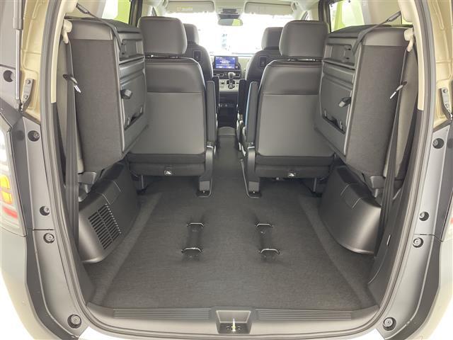 フリード e:HEVクロスター 先行車発進お知らせ機能 歩行者事故低減ステアリング 路外逸脱抑制機能 標識認識機能 渋滞追従機能付アダプティブクルーズコントロール 車線維持支援システム トラフィックジャムアシスト クロスター専用AW(22枚目)