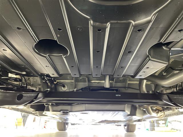 フリード e:HEVクロスター 先行車発進お知らせ機能 歩行者事故低減ステアリング 路外逸脱抑制機能 標識認識機能 渋滞追従機能付アダプティブクルーズコントロール 車線維持支援システム トラフィックジャムアシスト クロスター専用AW(41枚目)