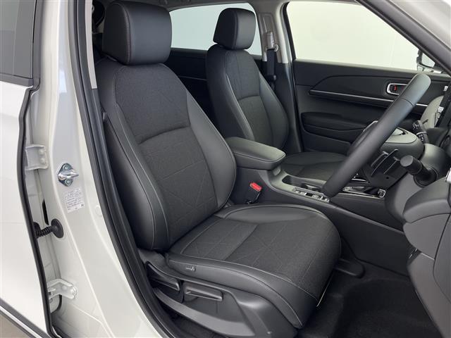 ヴェゼル e:HEV Z コネクティッドディスプレイオーディオ AppleCarPlay AndroidAuto ハーフレザーシート シートヒーター(D/N席) ワイヤレス充電器 ETC2.0 ステアリングヒーター(18枚目)